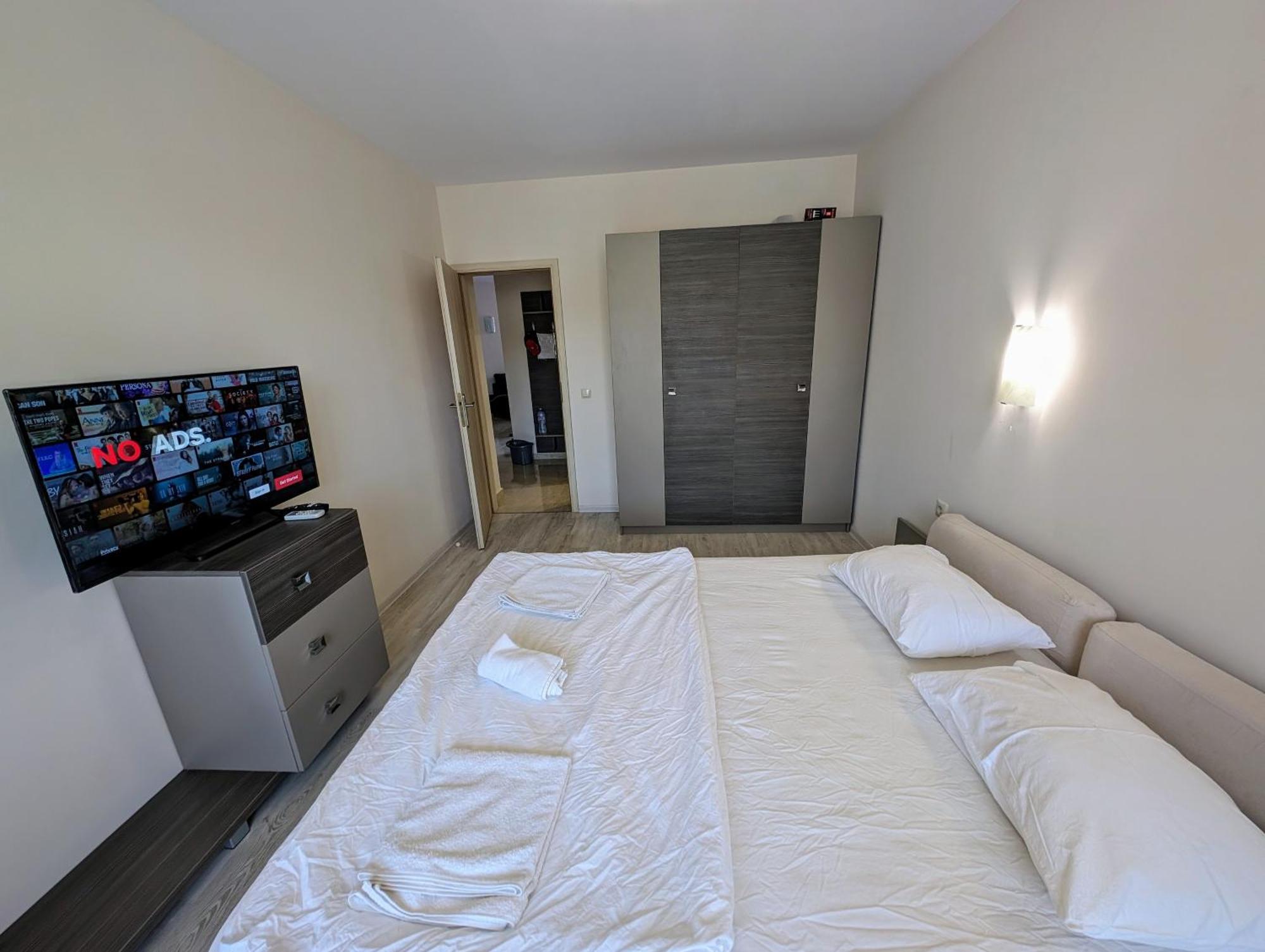 Sunny Star Dreams Condo W Prime Location, Pool, Sea View Sveti Vlas Ngoại thất bức ảnh